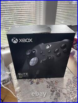 Gently used Xbox Elite Series 2 Controller fully Functional With Original Pack