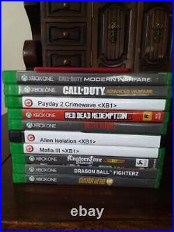 Lot of Xbox One games, 1 Elite controller, 1 controller and extra elite pieces