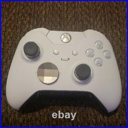 Microsoft Xbox One ELITE Wireless CONTROLLER series 1 Model 1698