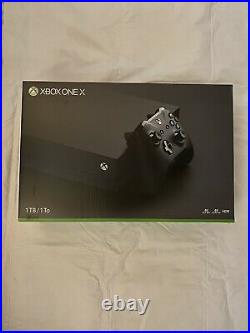 Microsoft Xbox One X 1TB Console Black ELITE SERIES 2 CONTROLLER
