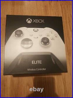 Xbox One Elite Wireless Controller Series 1. White. USED