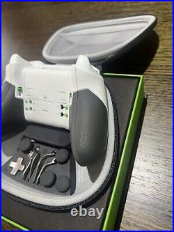 Xbox One Series 1 White Elite Controller Bluetooth Immaculate Condition RARE