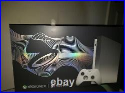 Xbox One X Limited Taco Bell Platinum Edition With Elite Series 1 Controller